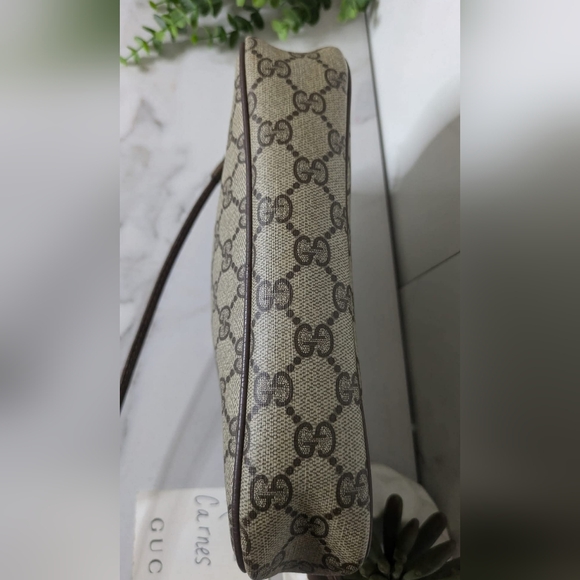 GUCCI Vintage Supreme Canvas GG Monogram Crossbody Bag - Picture 7 of 9